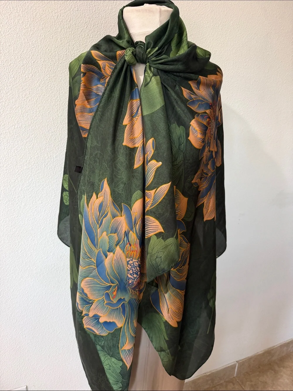 Green Floral Silk-Feel Scarf - Elegant Women’s Accessory